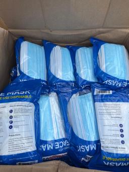 8 boxes of disposable mask