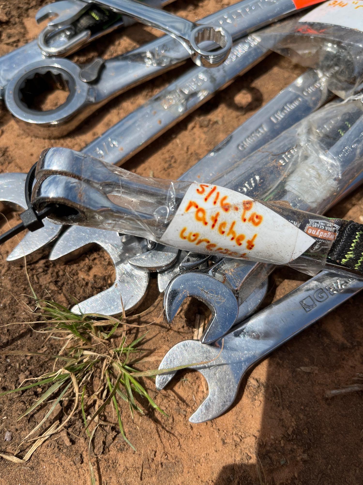 ratcheting standard wrenches