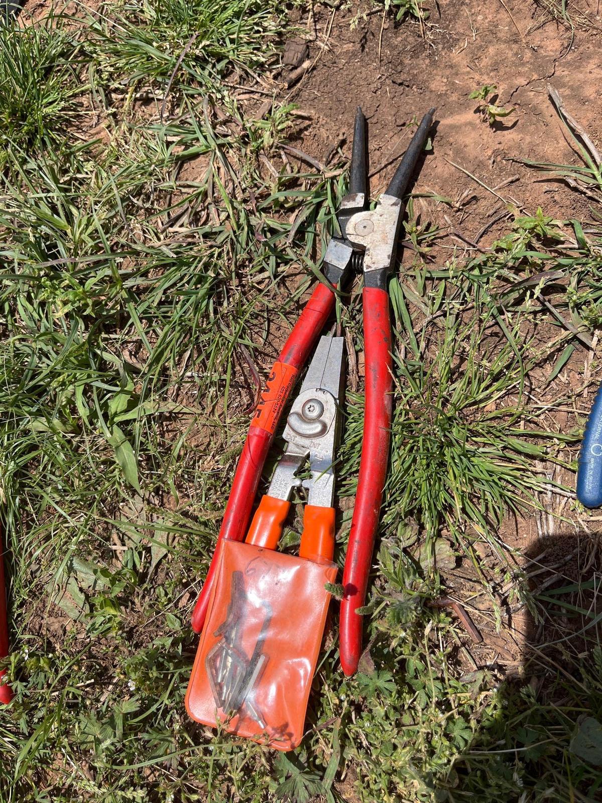 2 snap ring pliers