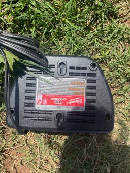 Milwaukee battery charger for M12