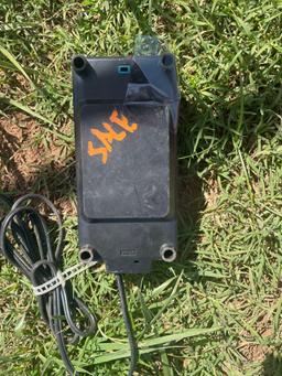 Makita battery charger
