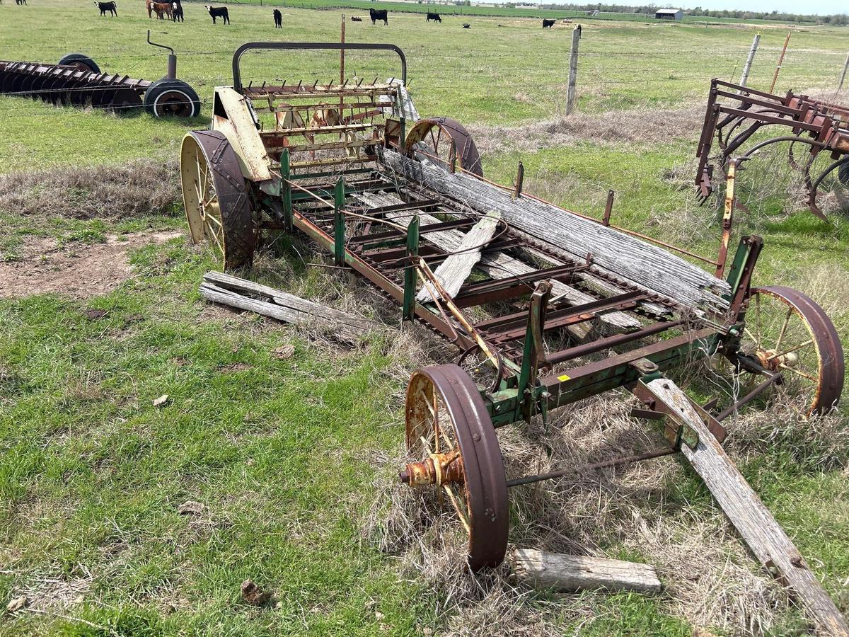 manure spreader