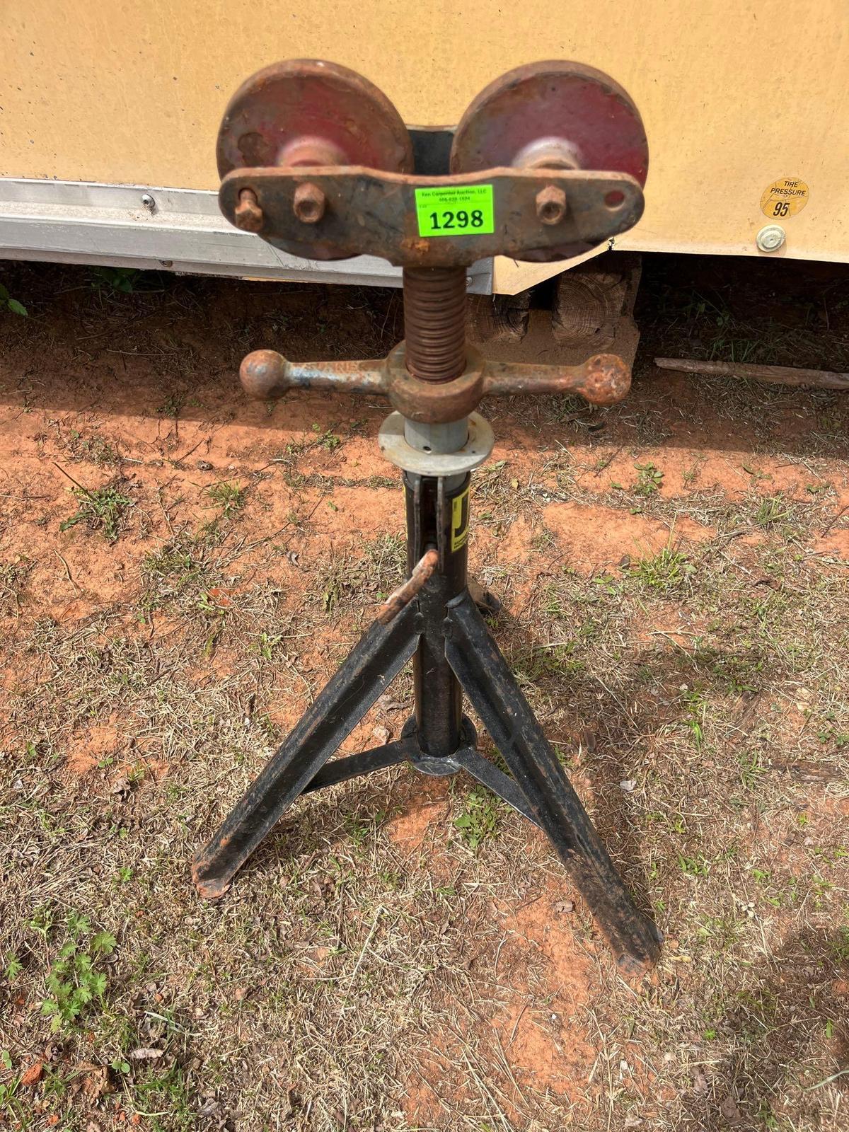 Pipe stand