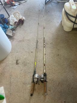 2 fishing poles