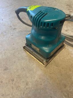 electric finishing sander