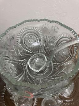 Leaded crystal dipper is glass bowl and glasses and tray to set on