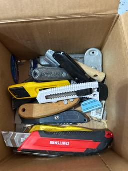 Assorted box knives