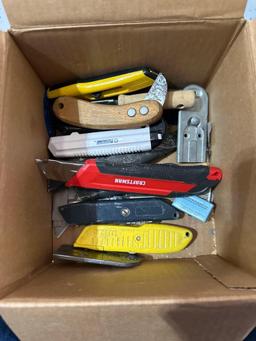 Assorted box knives