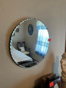 Round mirror 16 inches