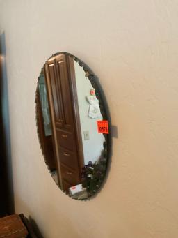 Round mirror 16 inches