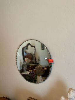 Round mirror 16 inches