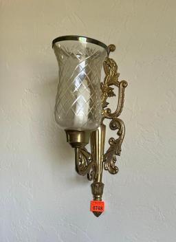 Wall sconce
