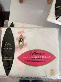 Sheets for a double bed 81 x 108 other miscellaneous bedding