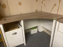 corner desk