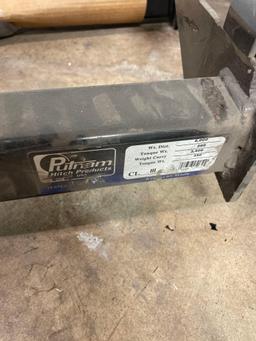 new receiver hitch Chevy 04 Colorado