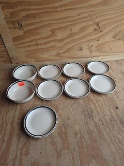 GIBSON 9 piece set of dishes
