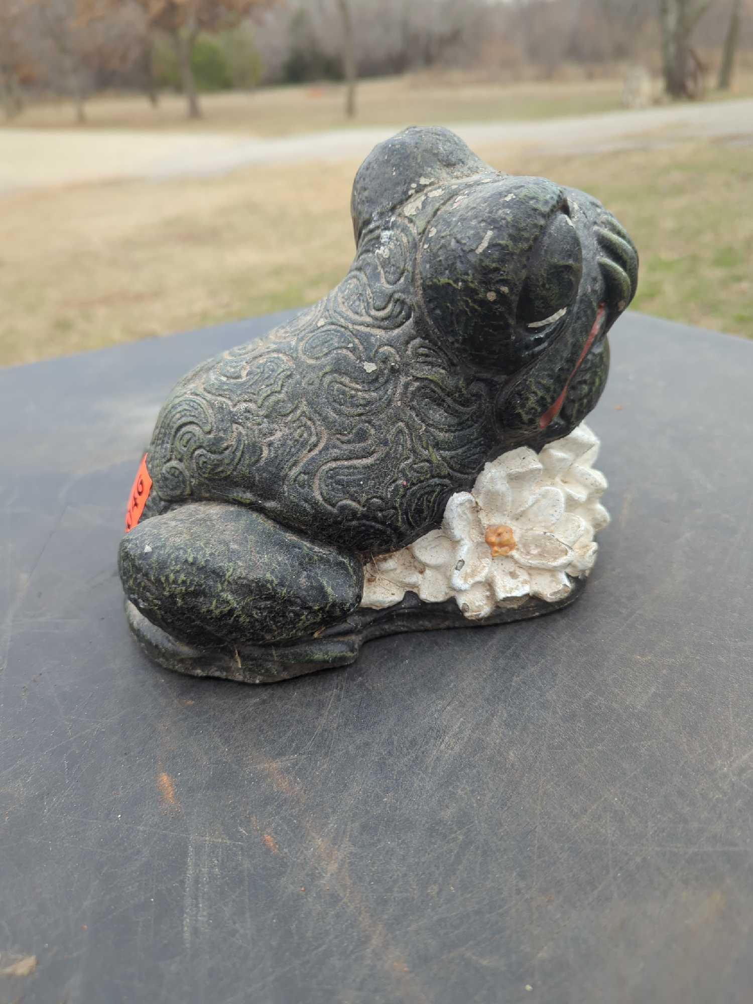 Frog Yard Statue