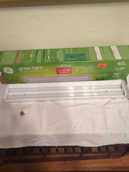 GE LED Grow Light Like New Condition