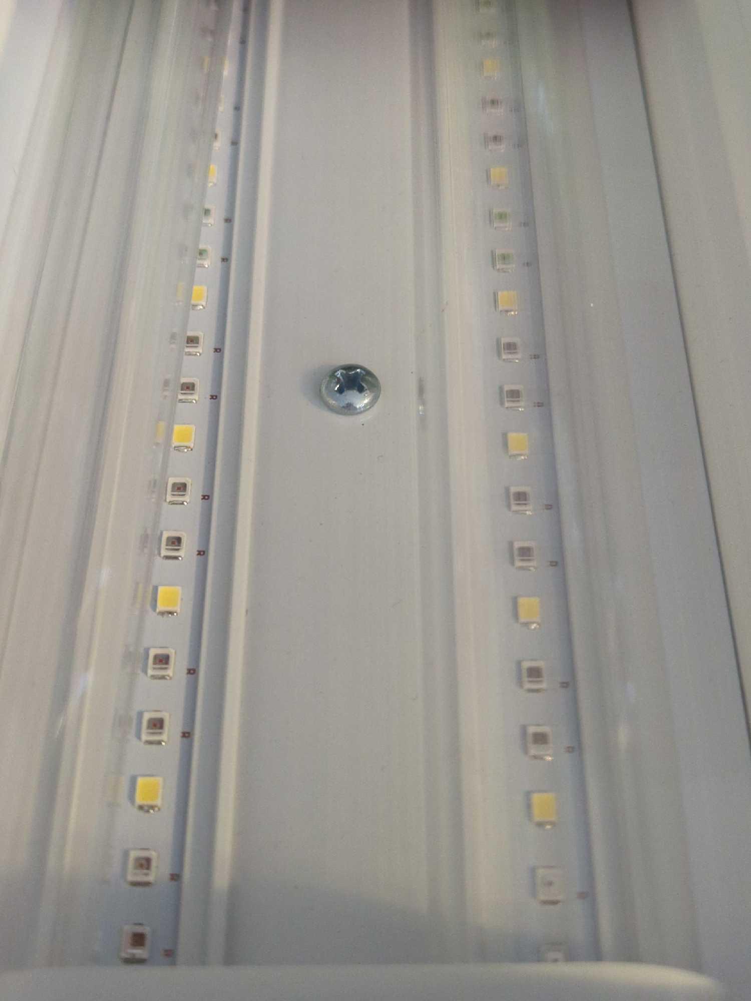 GE LED Grow Light Like New Condition