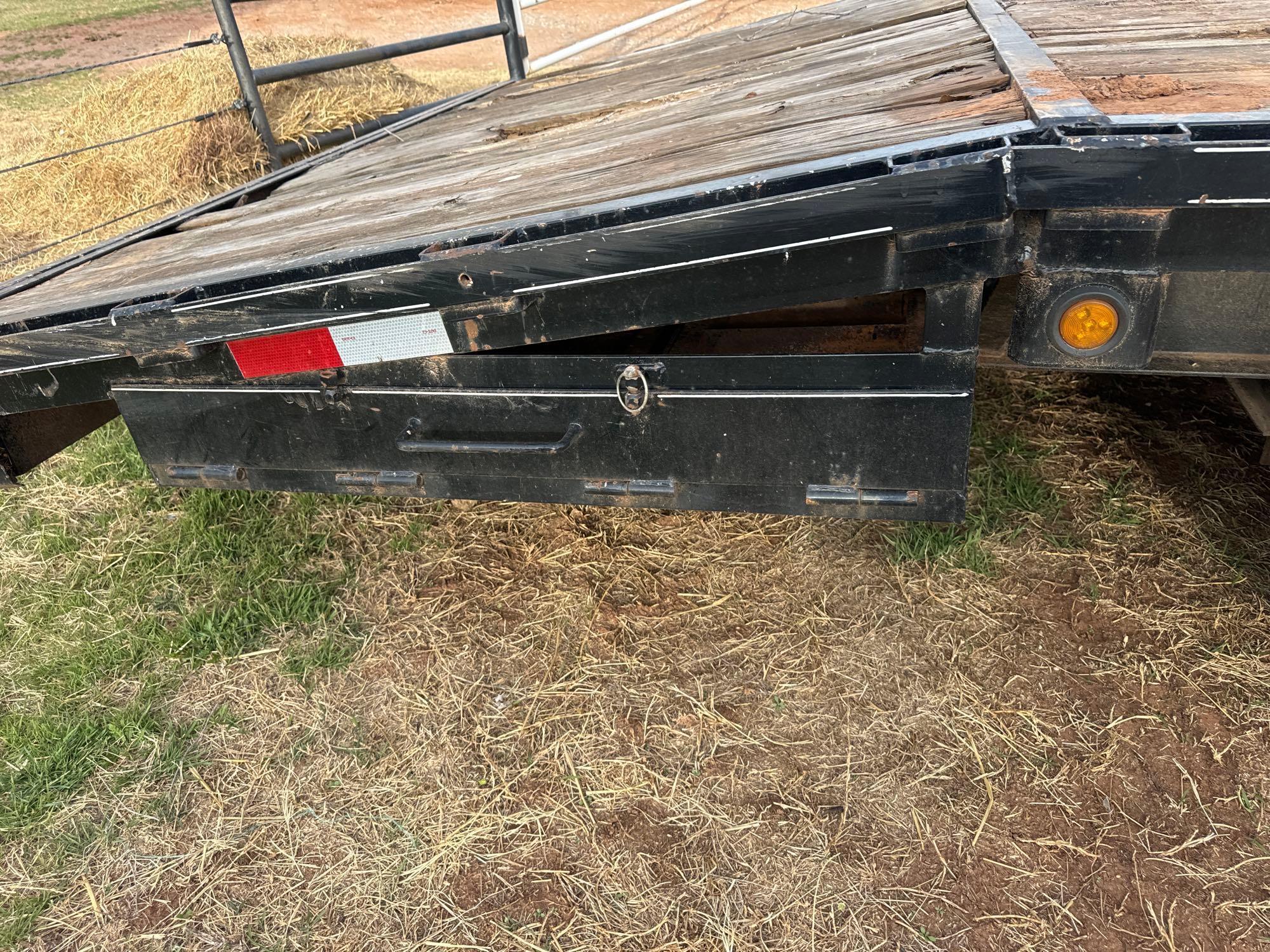 25x8 dovetail with ramps ,good tires three 90% one 50% rubber nice trailer NO TITLE