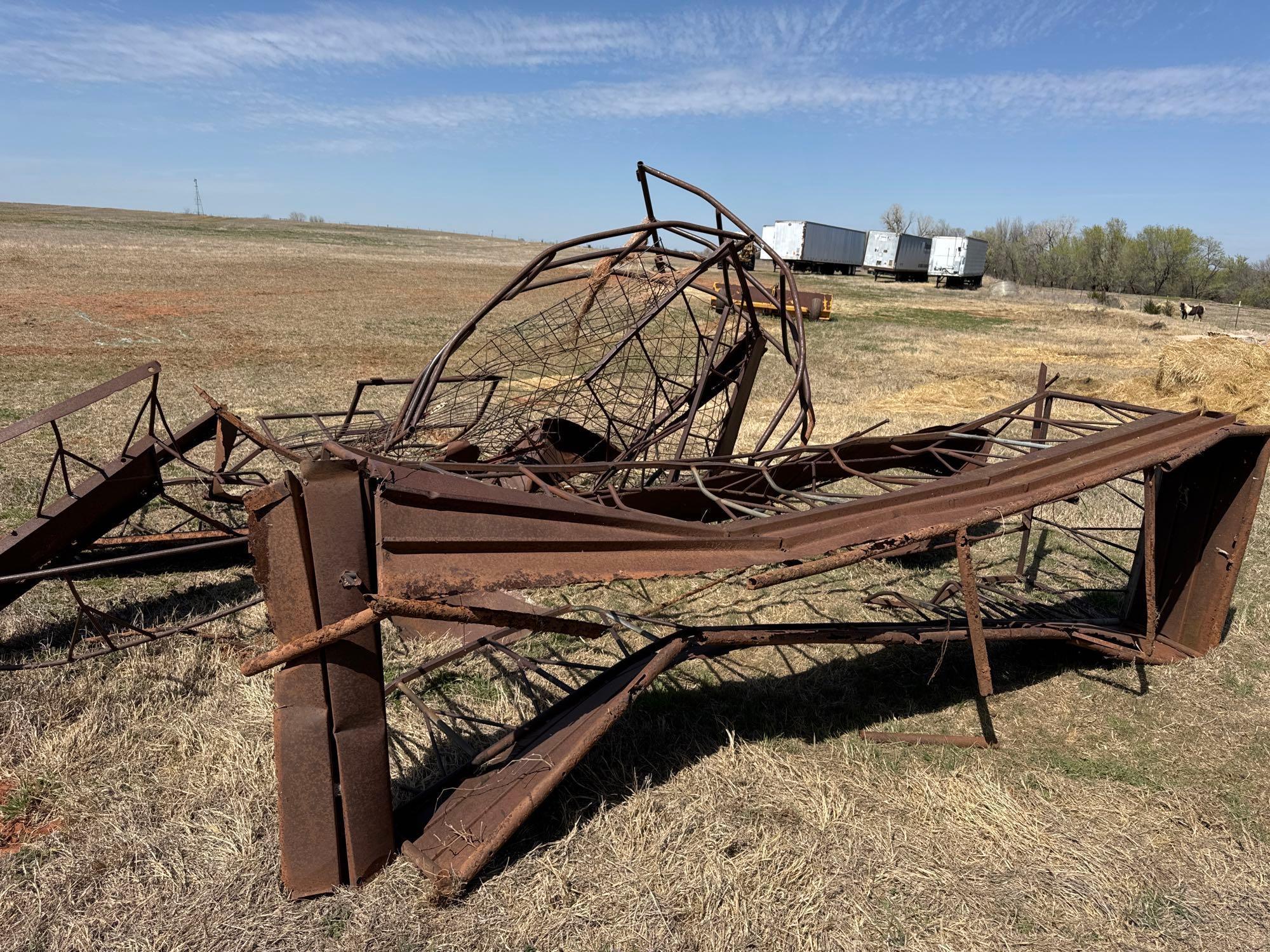 Scrap metal Must bring help to load