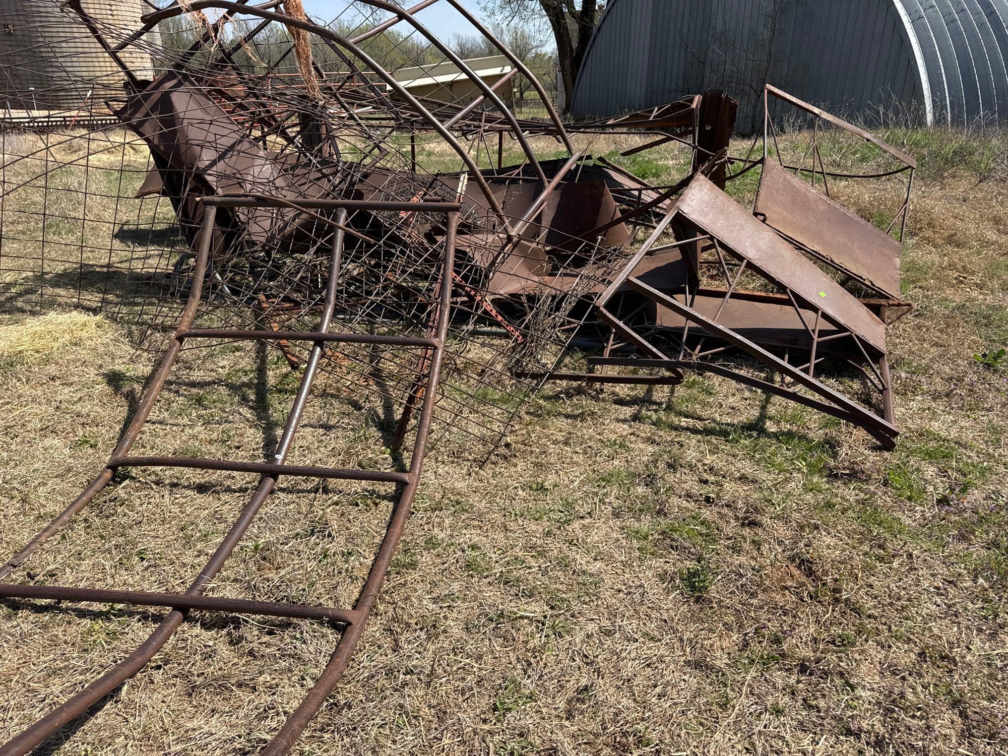 Scrap metal Must bring help to load