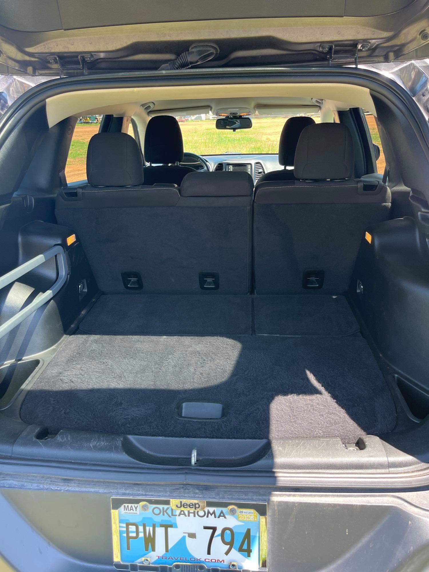 A- 2017 Jeep Cherokee