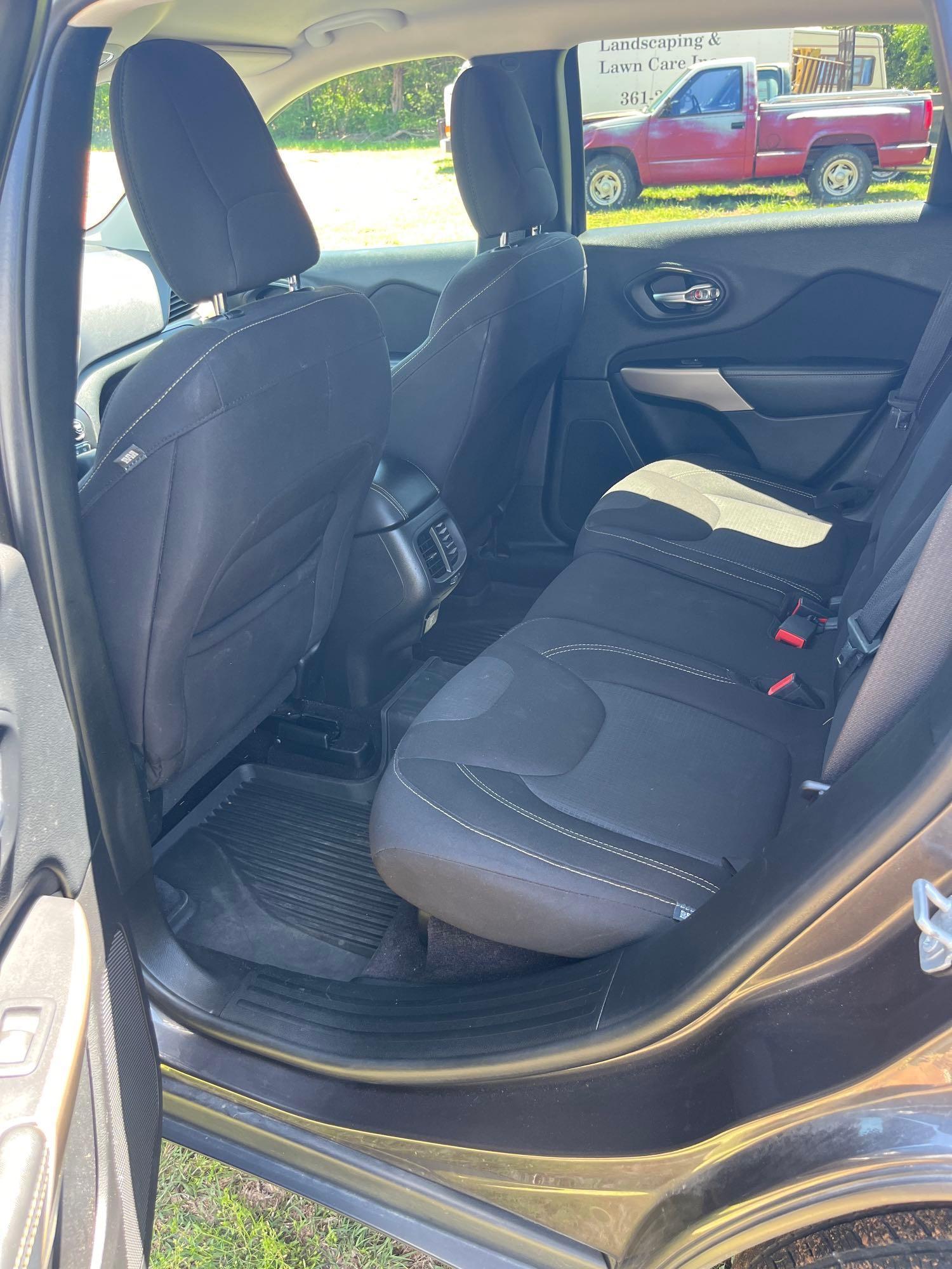 A- 2017 Jeep Cherokee