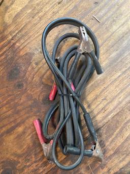 R- jumper cables