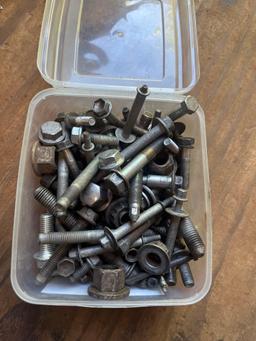 R - screws; nuts; bolts