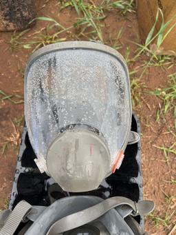 J - full face respirator