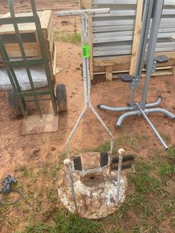 L- custom boot cleaner and holder