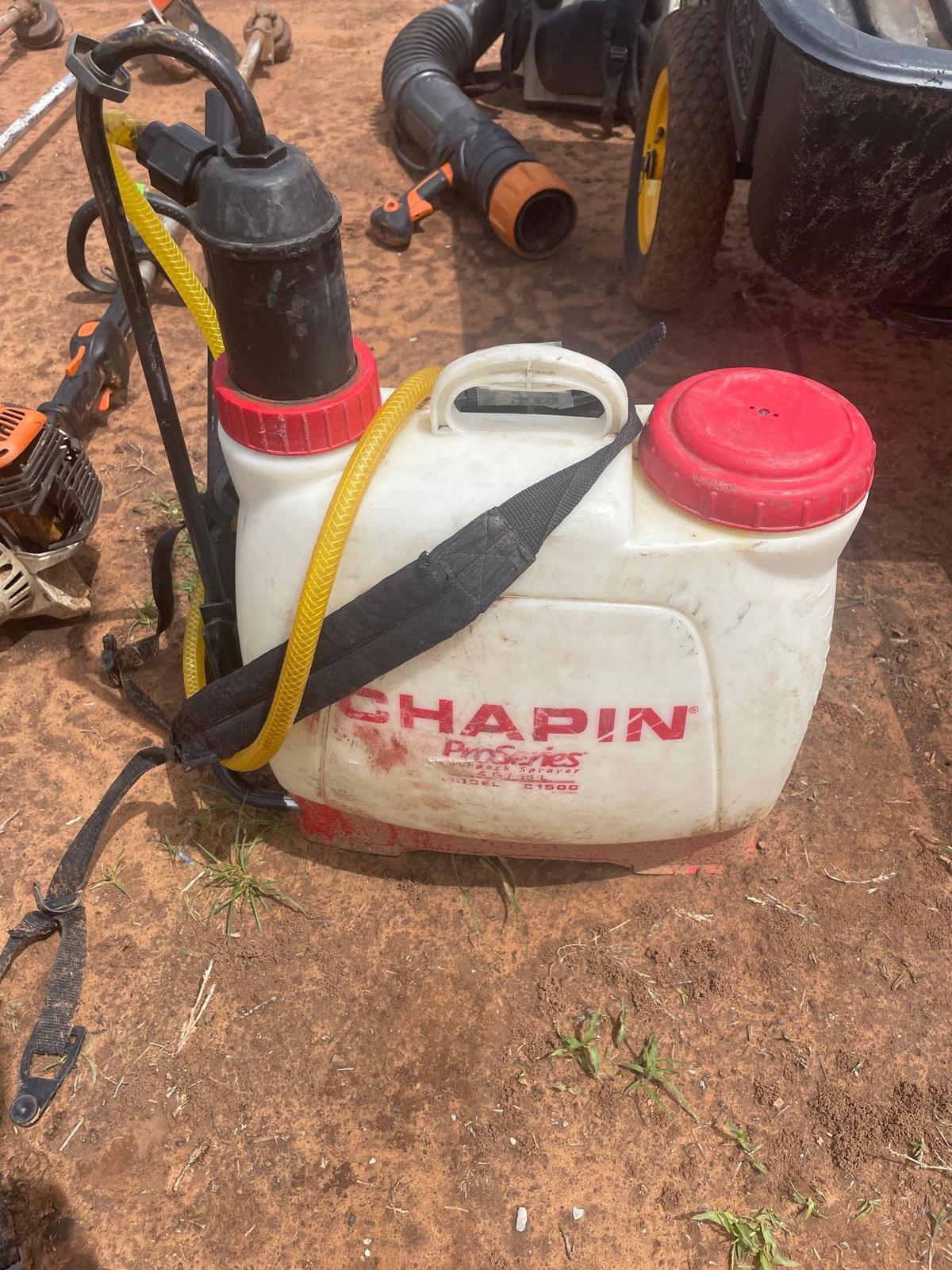 L- backpack sprayer