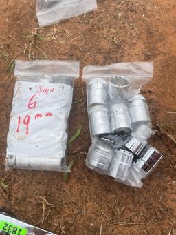 L - 19mm 3/4in sockets; 21mm 3/4 in drive tongue sockets