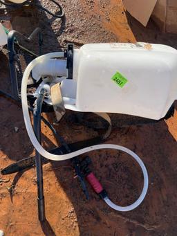 N back pack sprayer