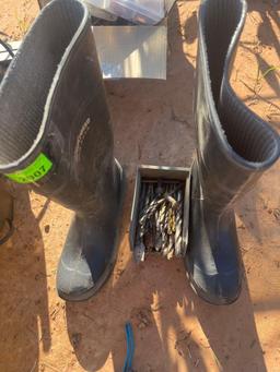 P - Rubber boots, drill bits and more