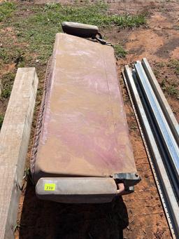 H- Bench seat