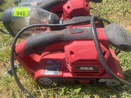 I - Skil 3inX18in variable speed belt sander