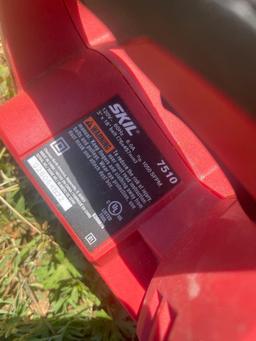 I - Skil 3inX18in variable speed belt sander