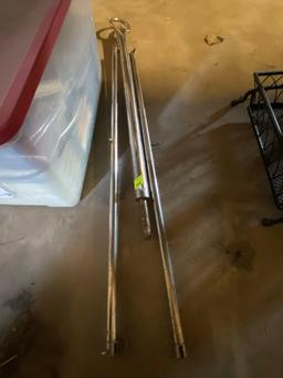 Small expandable poles