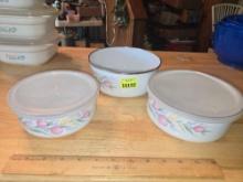 3 Enamel Ware Nesting Bowls with 2 Lids. All one Money. Housewares.