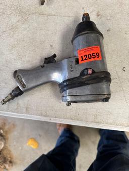 Craftsman 1/2 impact wrench