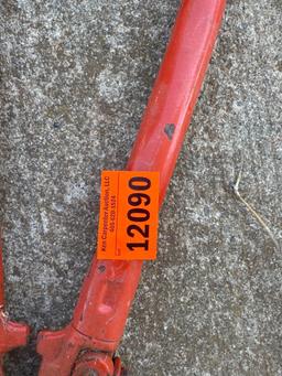 Bolt cutters