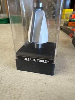 Jesada bit