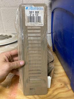 Floor air vent covers size in phot