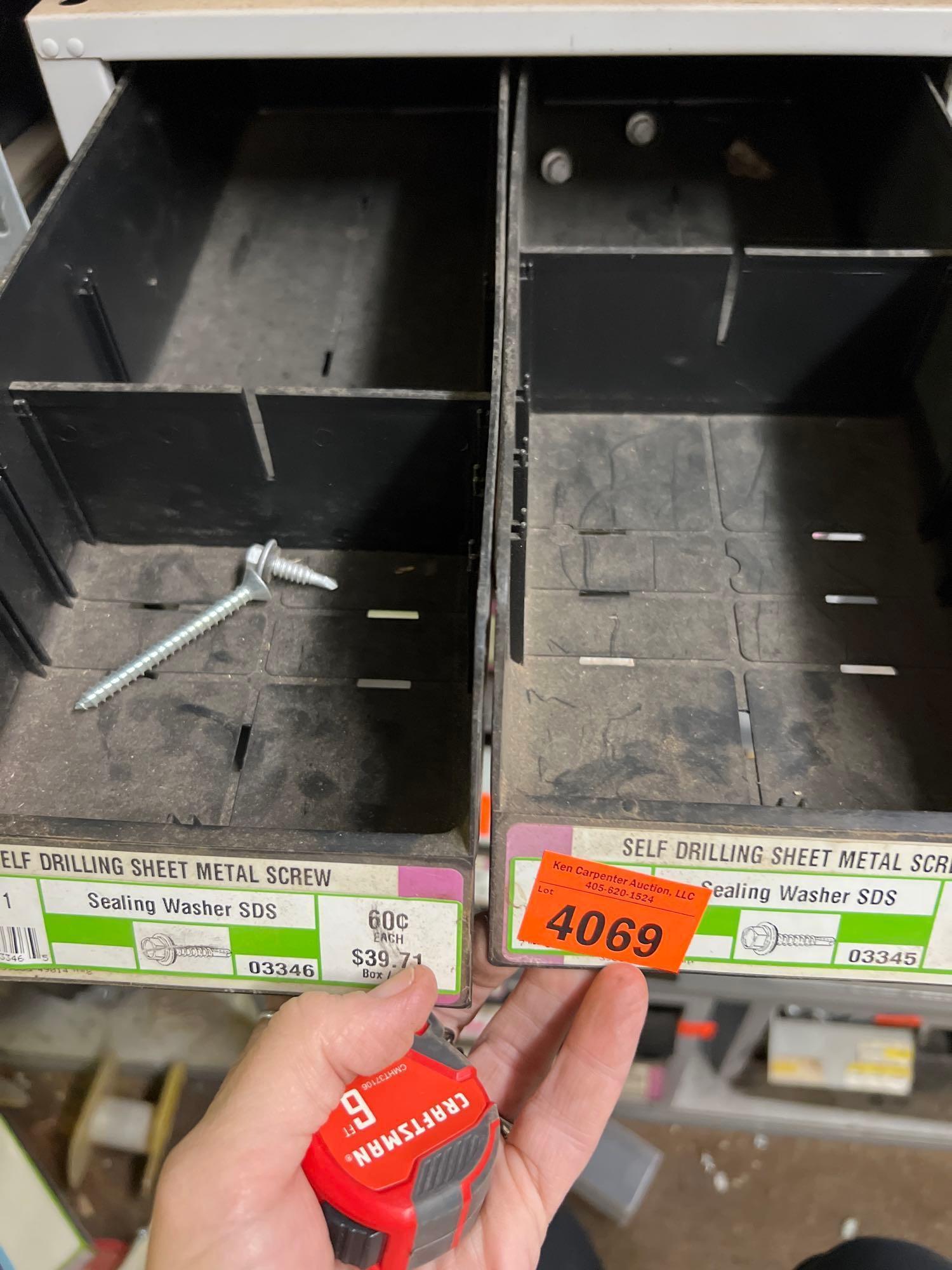 Storage container with some fittings inside Measurements in photos