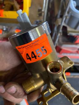 Delta valve