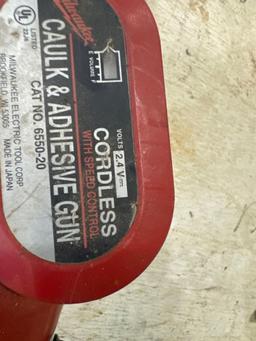 Cordless caulk and adhesive gun
