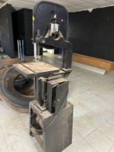 Wood cutting Bandsaw