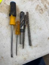 2 Screw driver and drill bits 3 times the money Multiple sizes